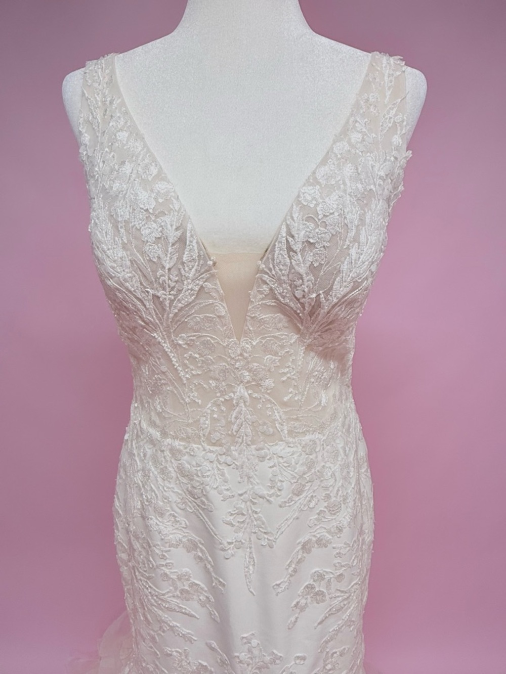 Justin Alexander Jolene Wedding Gown - Picture 14 of 15